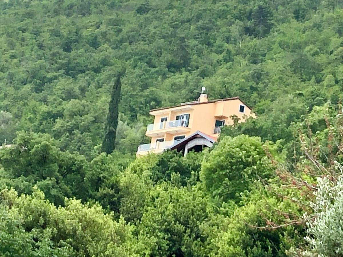 Villa Sabine Apartment Losinj Medveja Eksteriør bilde